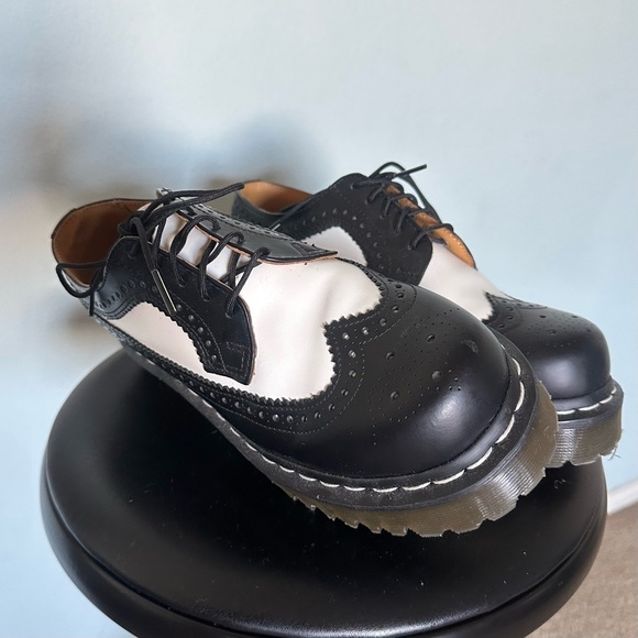 Dr. Martens Black and White Oxford Shoes - Picture 5 of 8